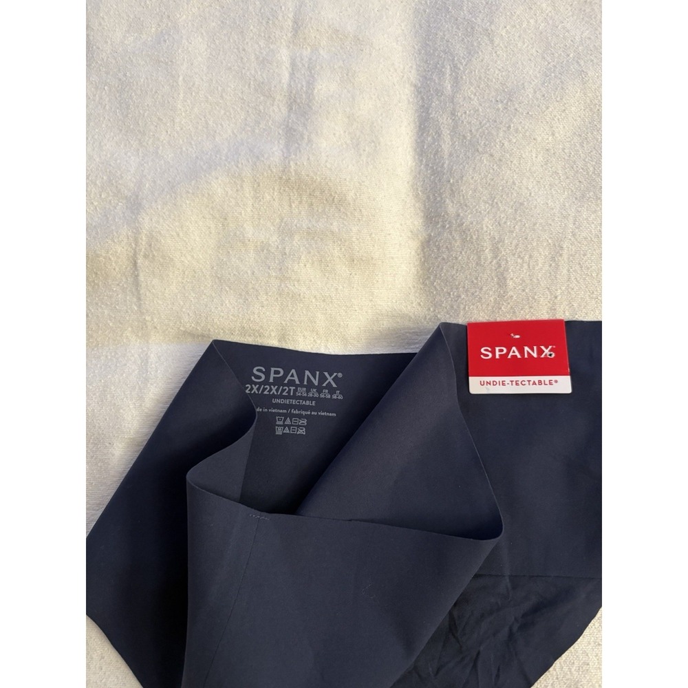 NEW Spanx Thong Undie-Tectable Thong Panty SP0115 Dark Sapphire Blue 2Xlarge - Picture 3 of 6